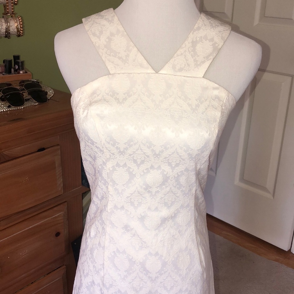 GUESS dress. Size XS NWOT - Picture 3 of 7